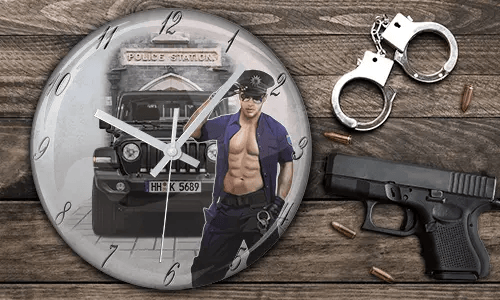 gallery-wall-clock-police-design-2