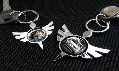 gallery-photo-angel-keychain-round-auto-3