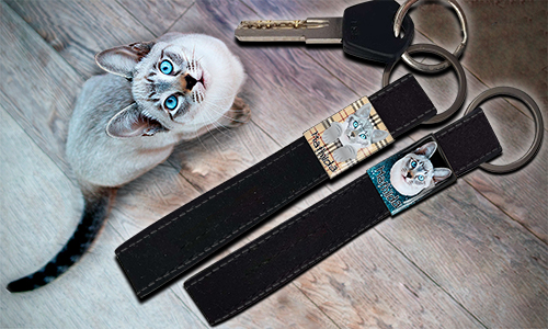gallery-keychain-red-black-leather-6